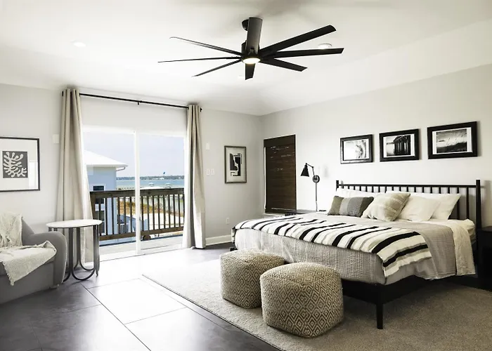 Holiday home Steps To Gulf & Private Lagoon Amenities Gulf Shores