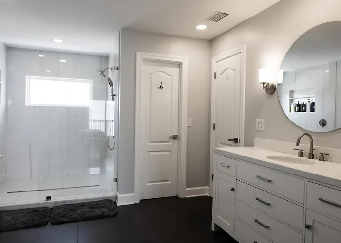 Steps To Gulf & Private Lagoon Amenities * Gulf Shores